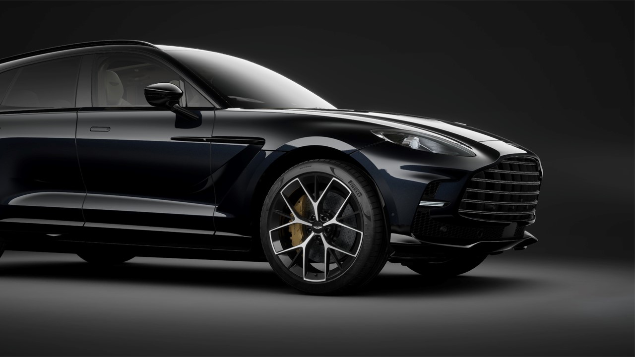 12 DBX707 Ultramarine Black RHDスライダー画像