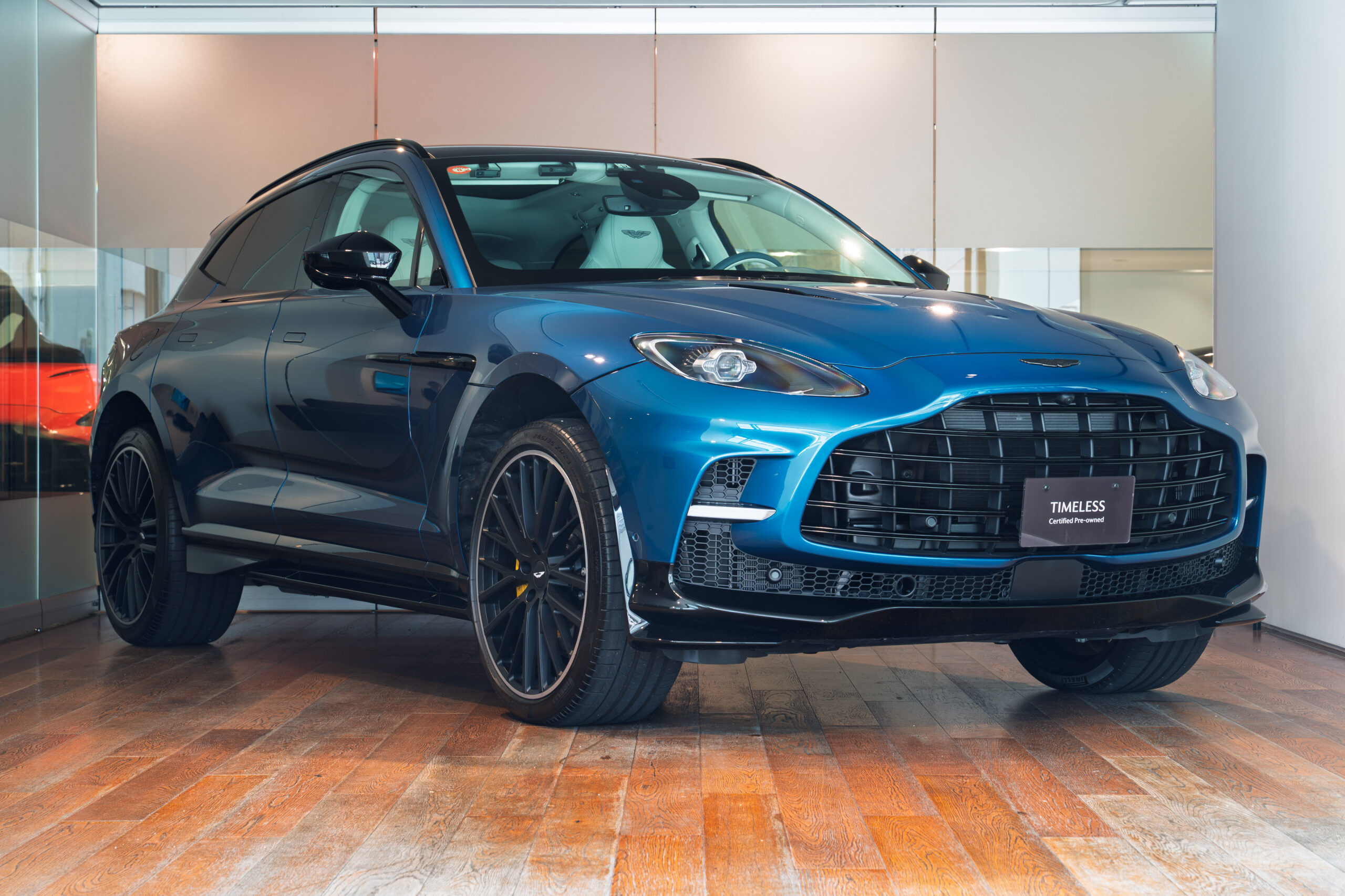 アストンマーティン ネイビー×レッドジップ XS アストンマーティン ネイビー×レッドジップ XS アストン