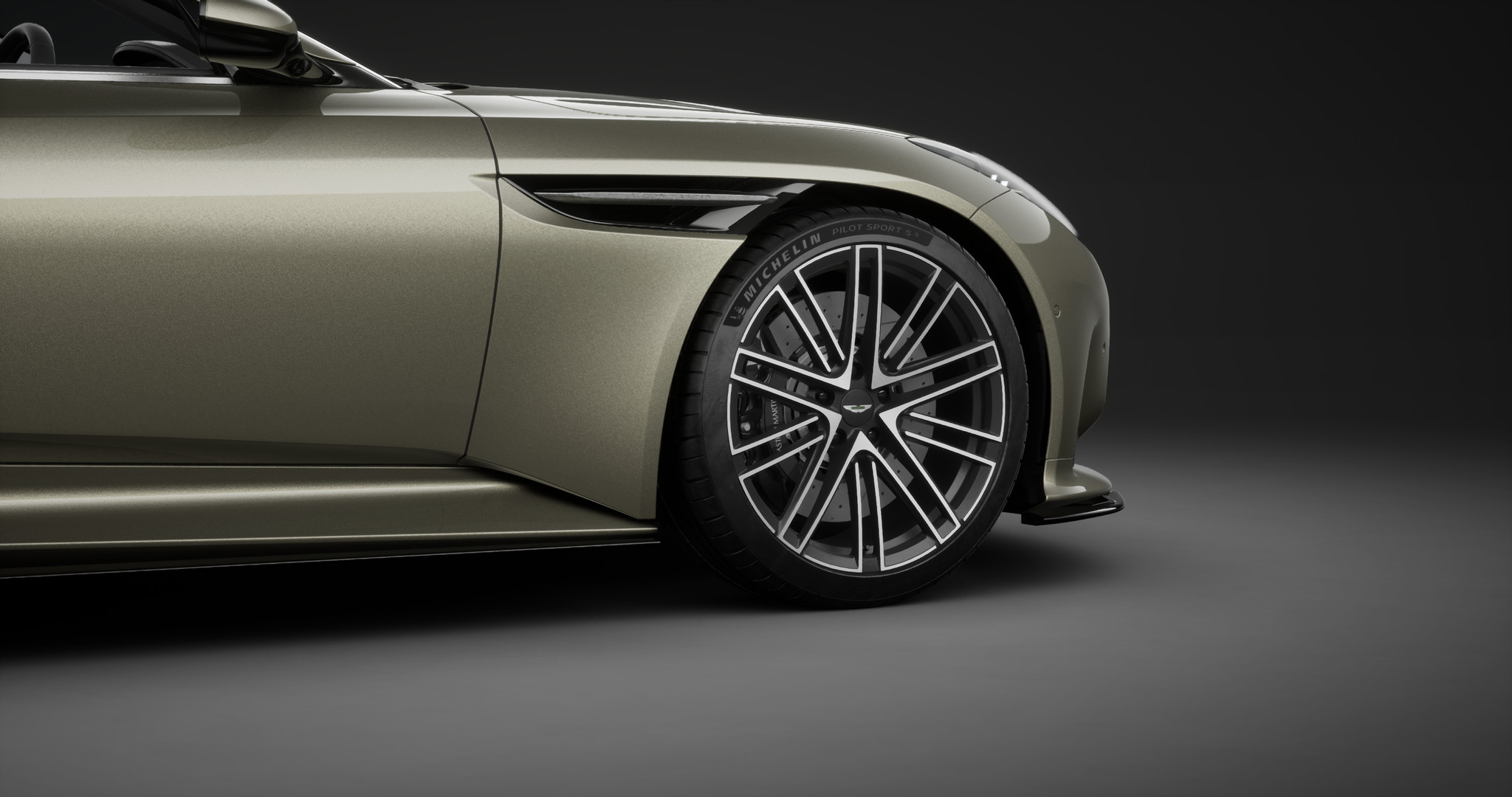 010 DB12 Volante Titanium Grey ※左ハンドル仕様スライダー画像