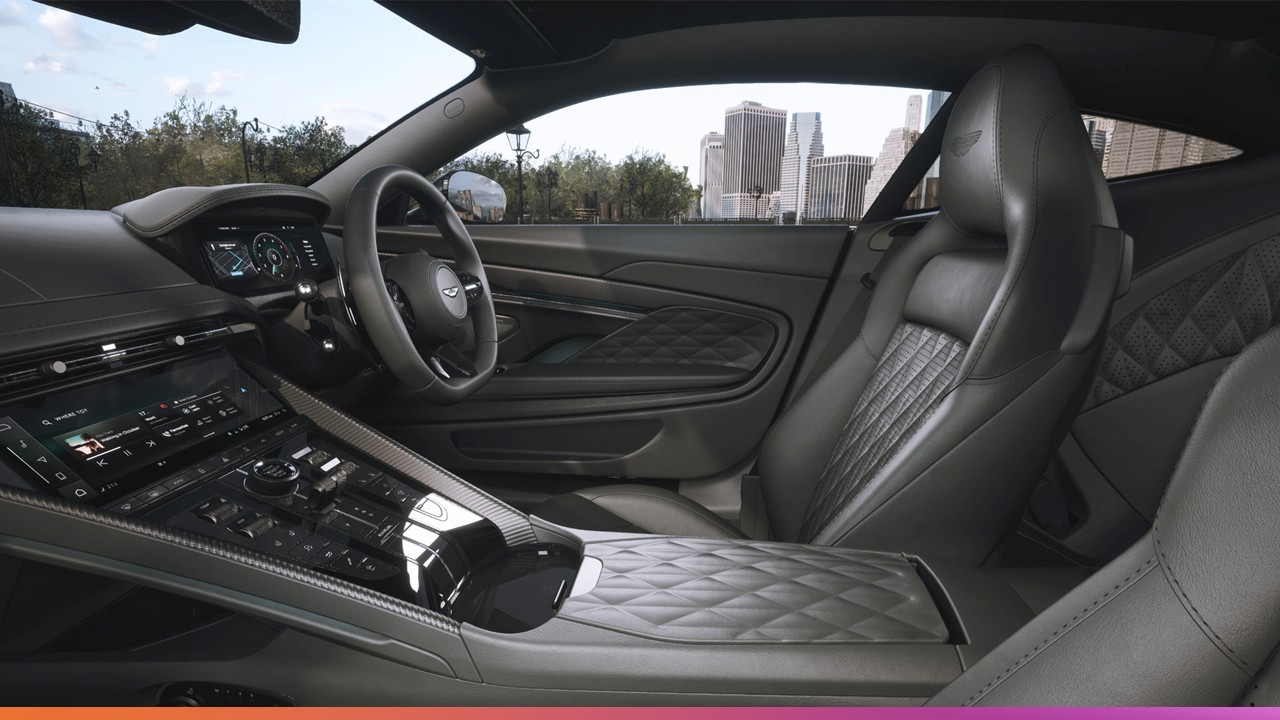 016 DB12 Coupe Minotaur Green ※左ハンドル仕様スライダー画像