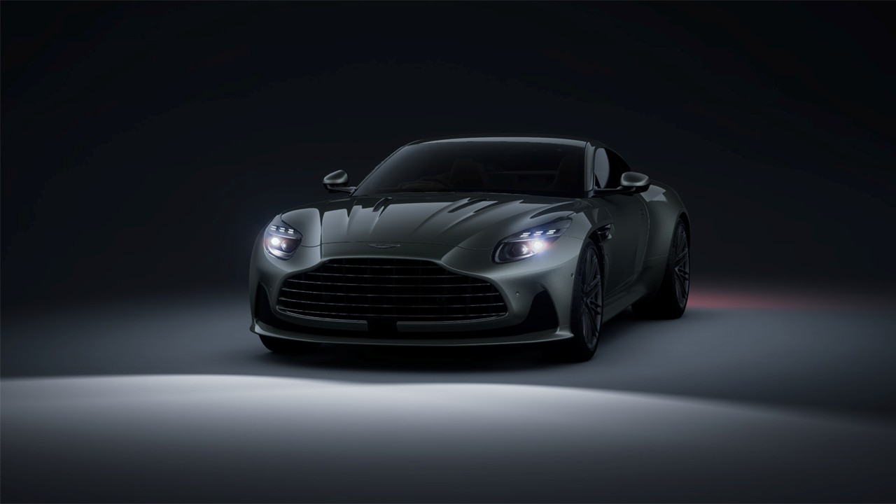 015 DB12 Coupe Silver Birch Provenance RHDスライダー画像