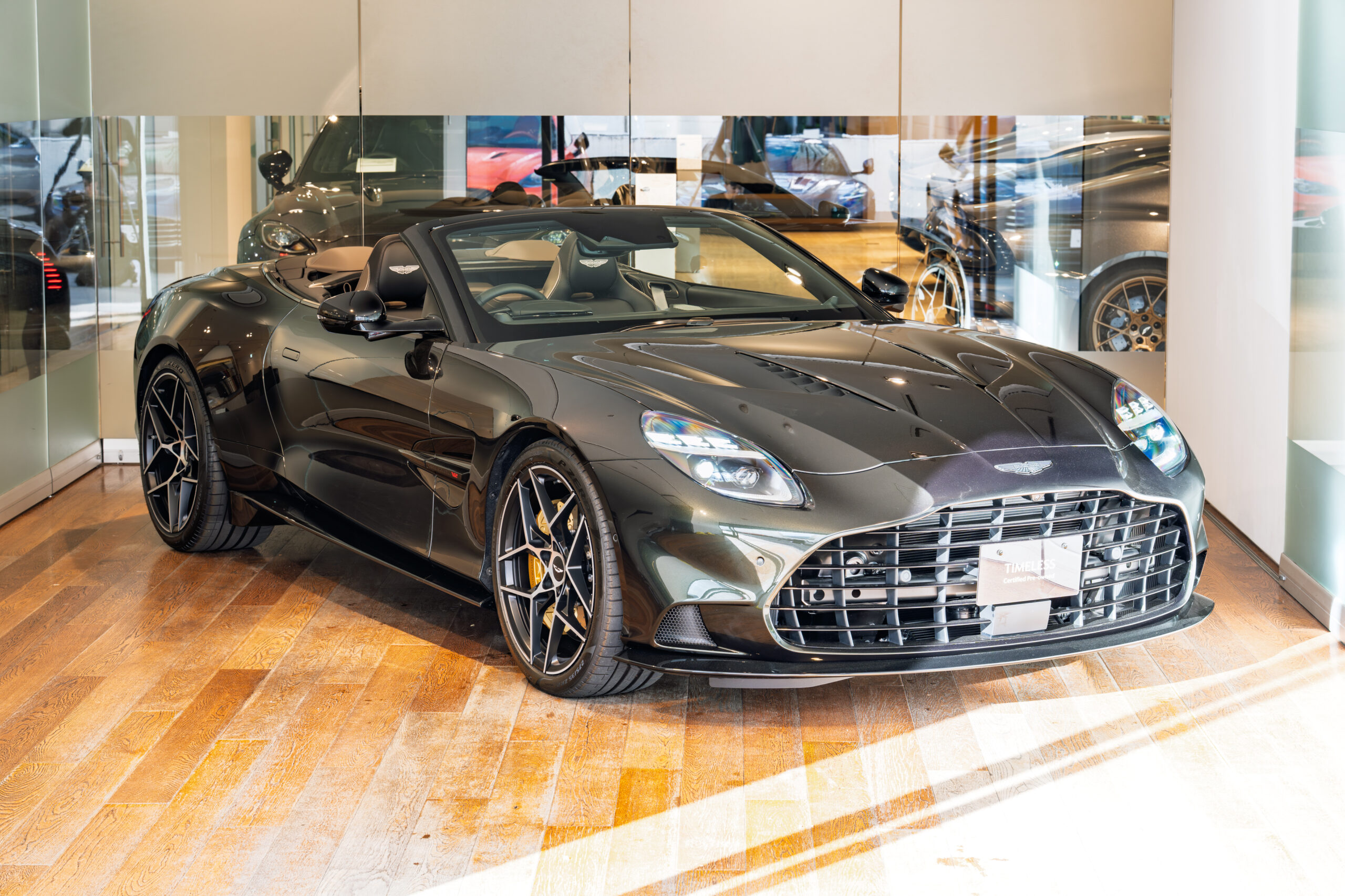認定中古車 | SKY GROUP アストンマーティン