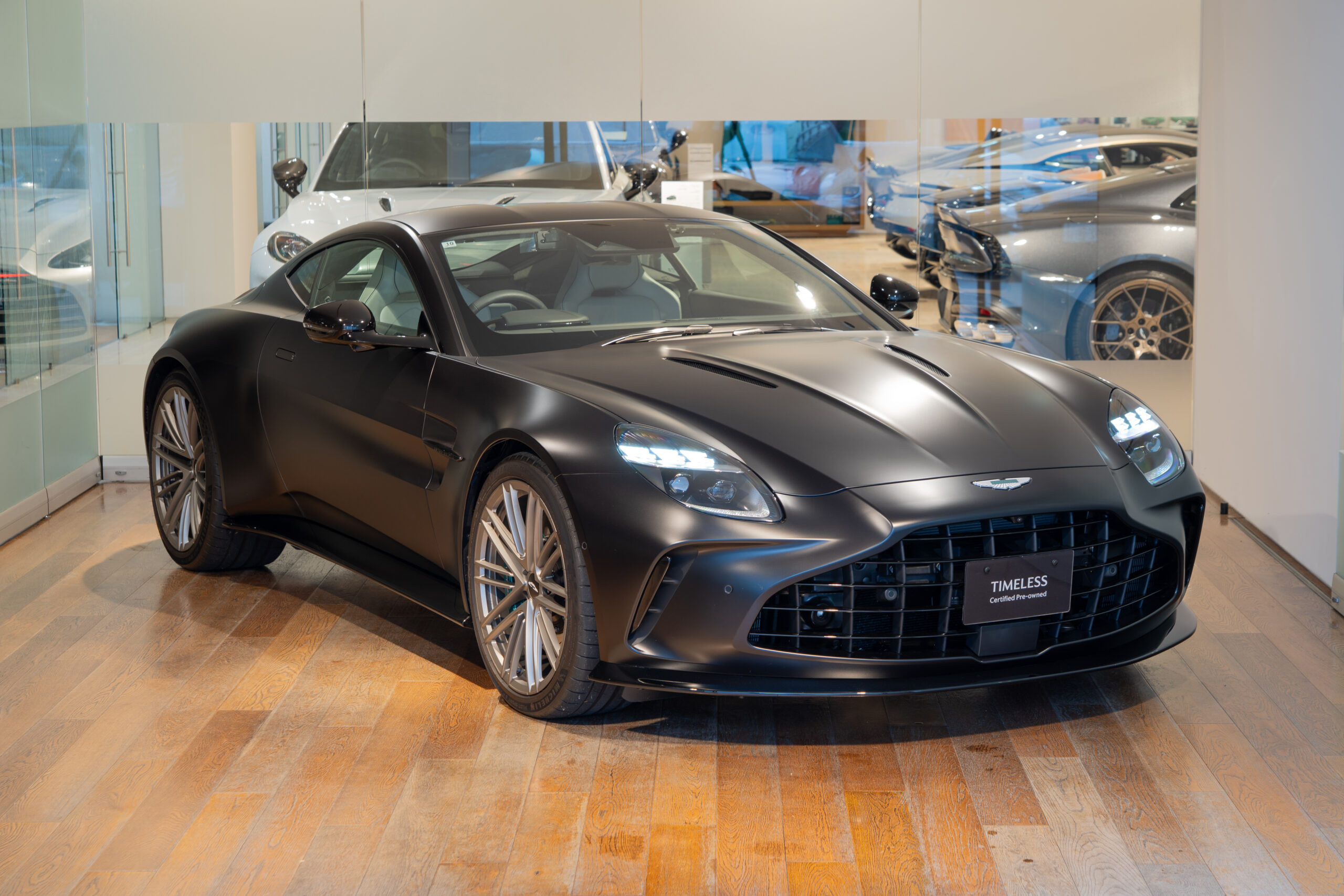 Vantage サテンオニキスブラック 右H