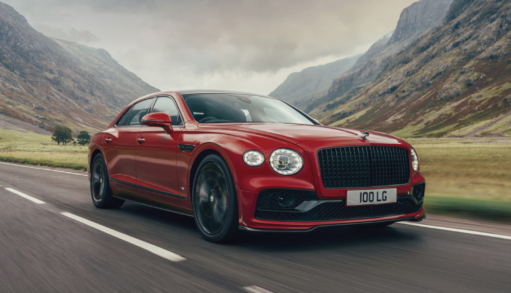 【News】Flying Spur V8のご案内