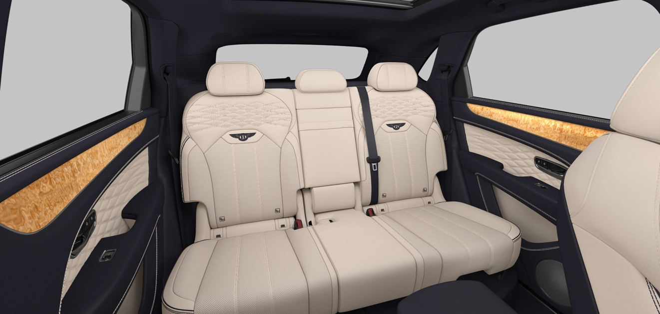 Bentayga Azure V8 (No.206879)スライダー画像