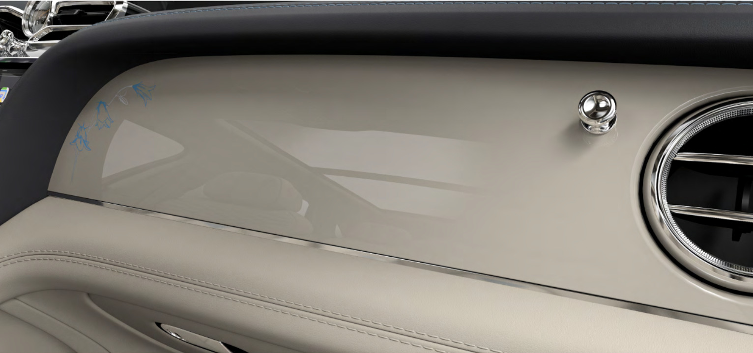 Bentayga Azure V8 Something Blue Collection (No.207226 )スライダー画像