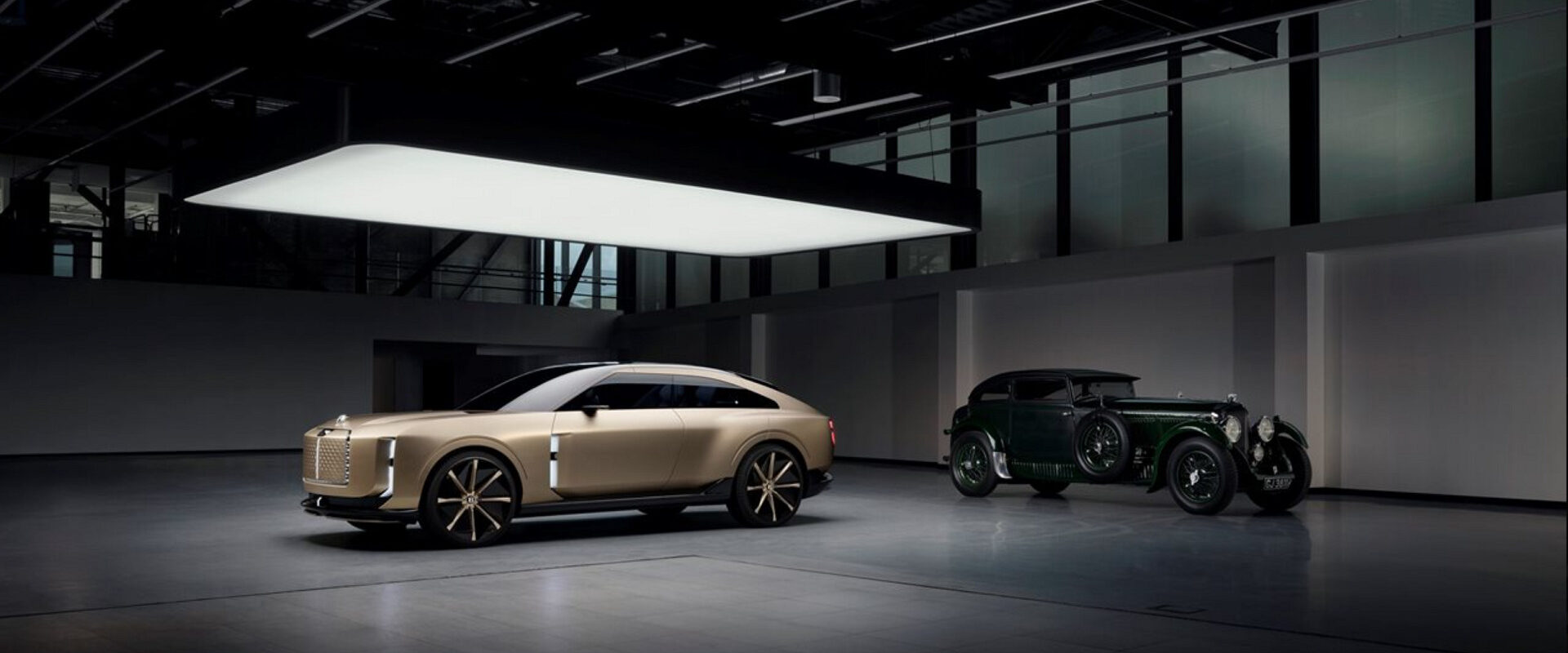 ベントレーの未来のビジョンを具現化するコンセプトカー（EXP15）を発表