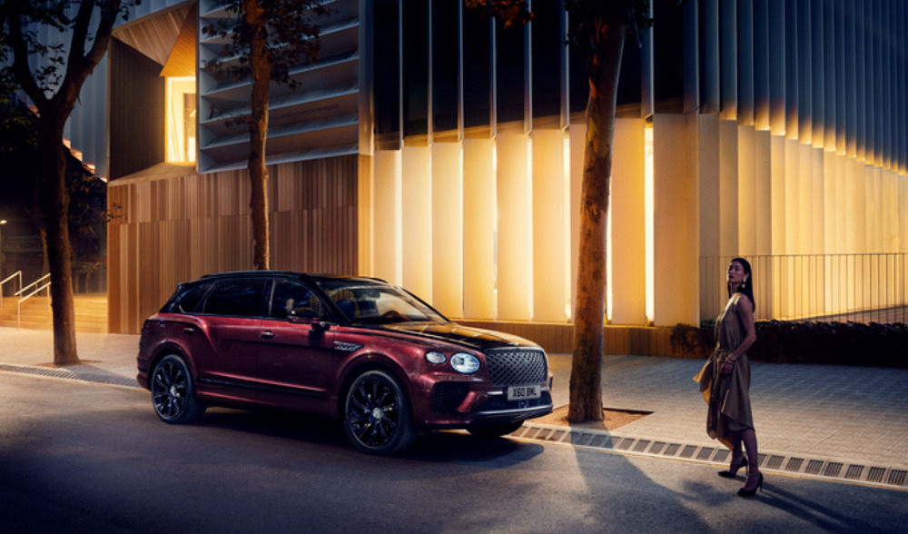 女性スタッフによるコンフィグレーションを現実に「The Infinite  Style Collection」のご案内