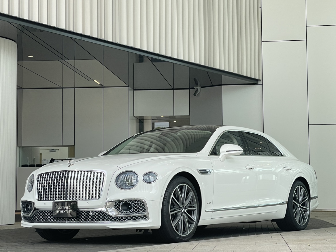 22MY Flying Spur W12 Glacier White / 右ハンドル