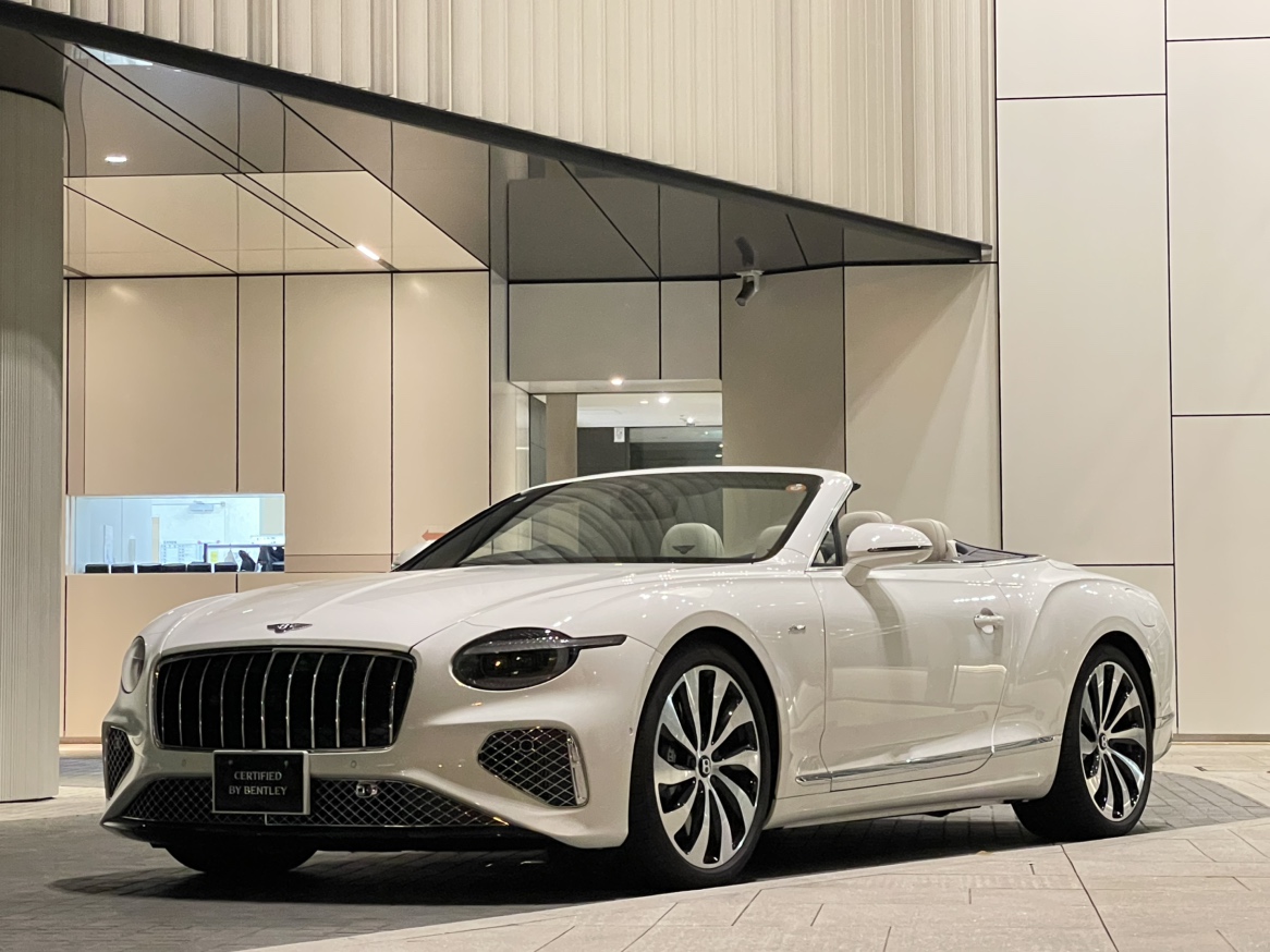 26MY Continental GTC Azure Glacier White / 右ハンドル