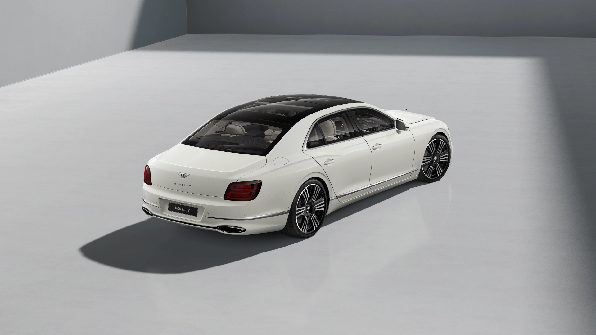Flying Spur Azure（No.207927)スライダー画像