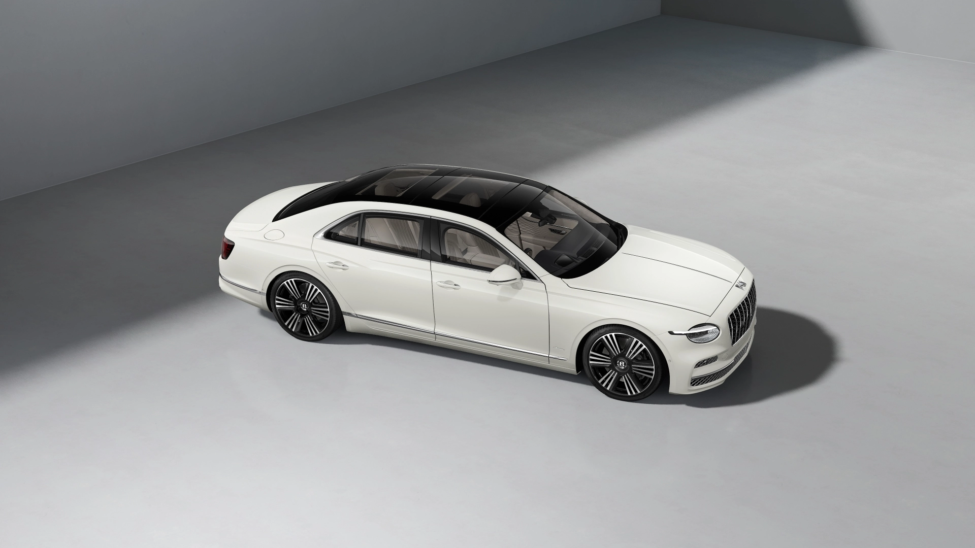 Flying Spur Azure（No.207927)スライダー画像