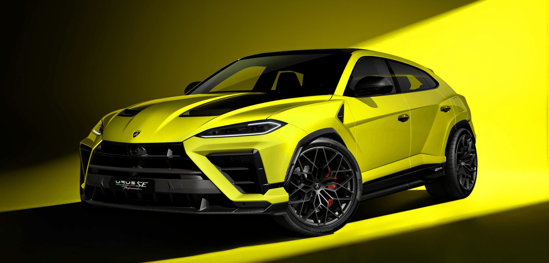 【NEW】Urus SE Performante