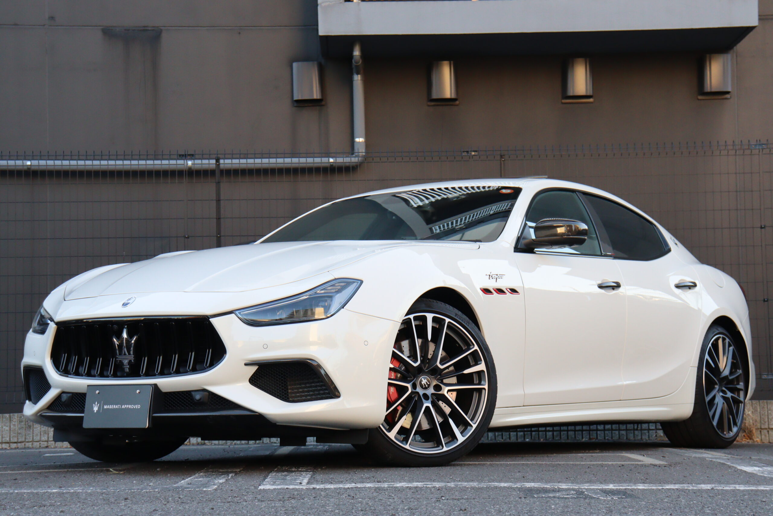 2022年 Ghibli Trofeo 右H　0562