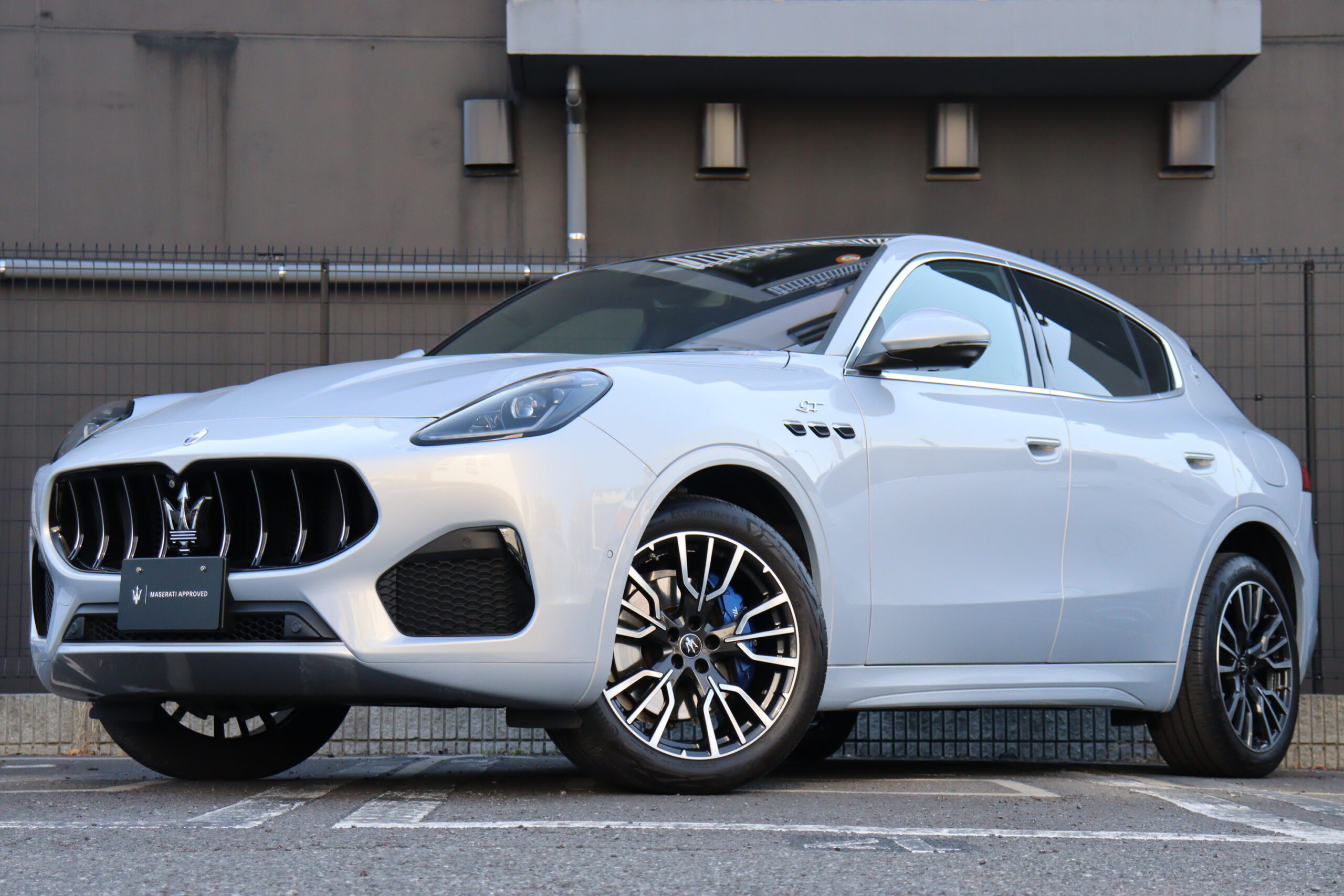 2023年 Grecale GT 右H　2300