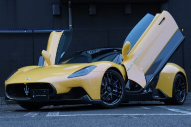 2022年 MC20 3.0 右H　5155