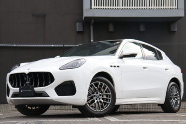 2023年 Grecale GT 右H　8875