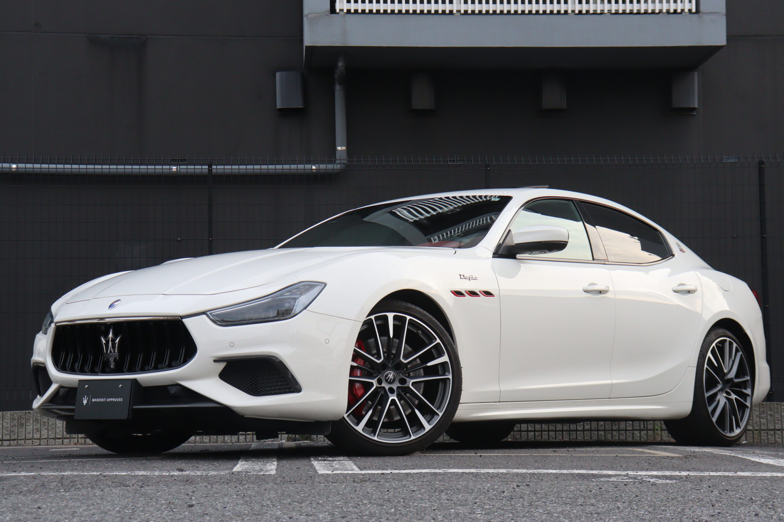 2021年 Ghibli Trofeo 左H　4286