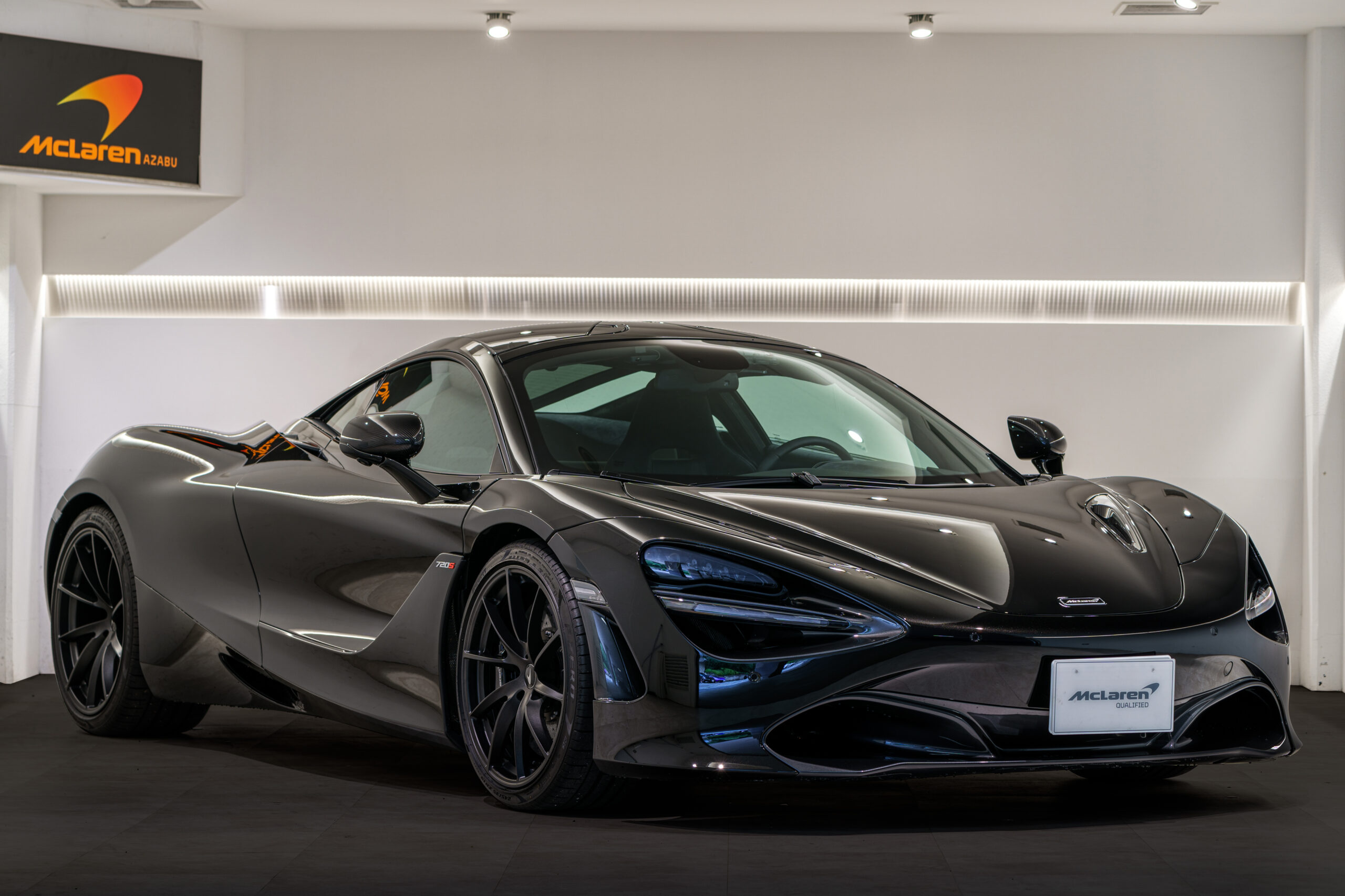 720S Coupe Performance Onyx Black LHD