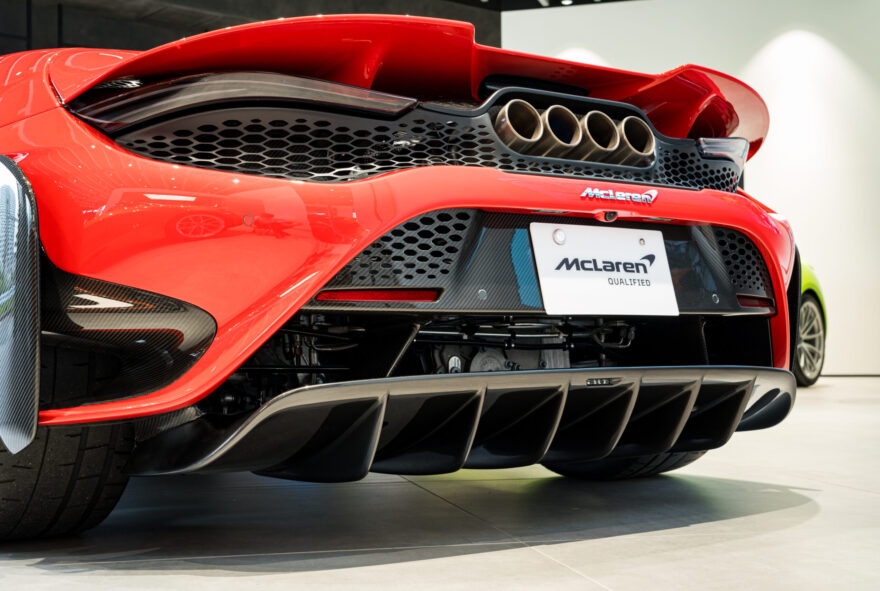 765LT Coupe Vermillion Red LHD | 【マクラーレン麻布・横浜】McLaren