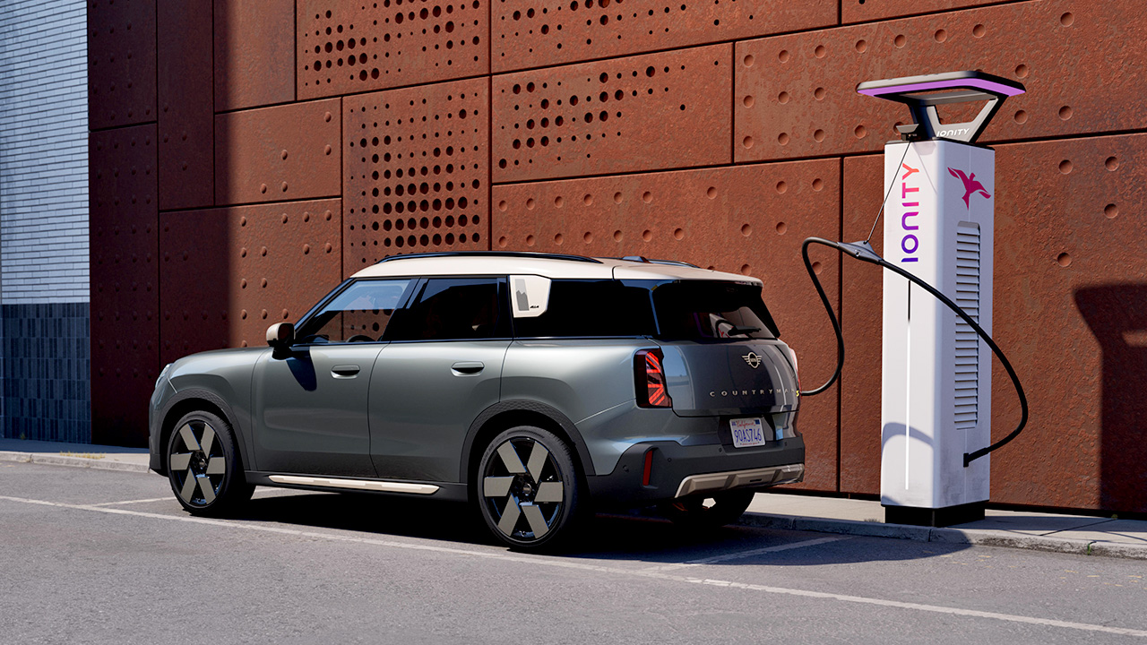 Nissho 住まいのリフォームフェアにMINIが出展!!