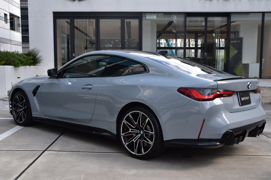Bmw M4 6速mt ブルックリングレー ワンオーナー 輸入車 外車の中古車販売 Sky Group スカイグループ