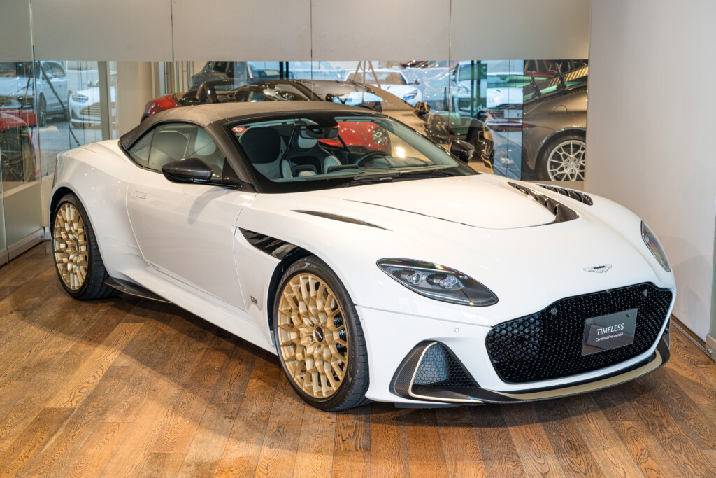 世界199台限定 DBS 770 Ultimate Volante ルナーホワイト 左H