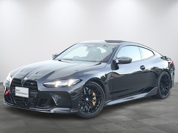 BMW　M4クーペ　コンペティションM xドライブ　Mカーボンセラミックブレーキ(ゴールド)