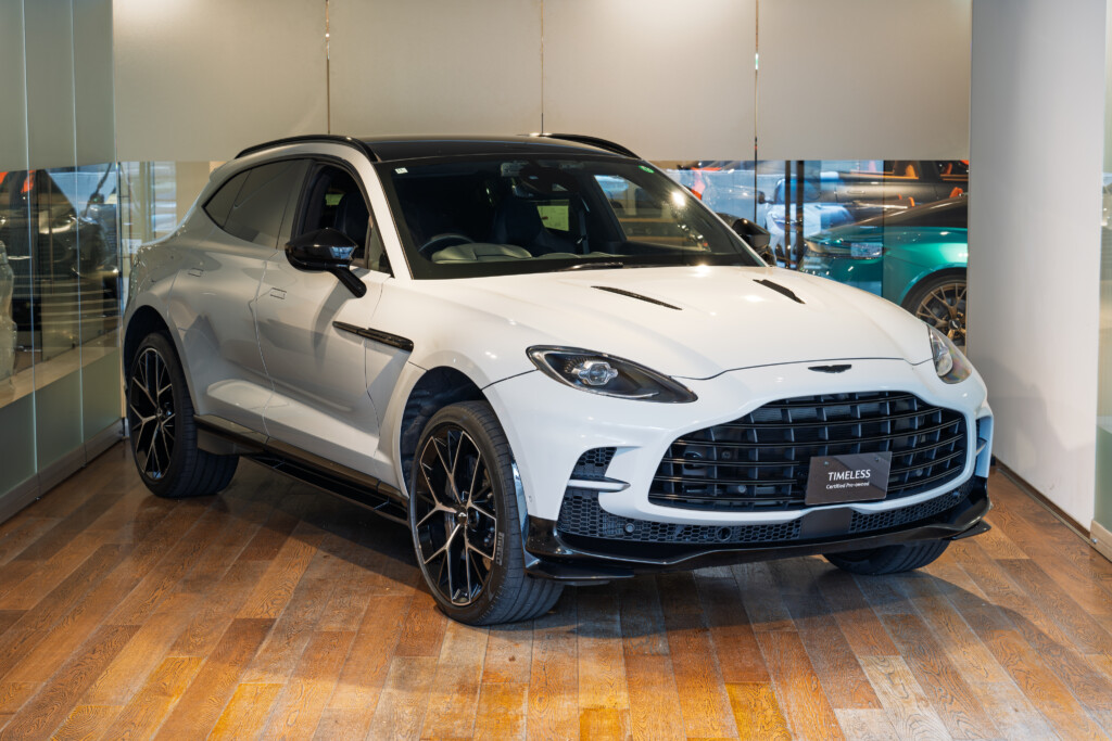 DBX707 エイペクスグレー 右H