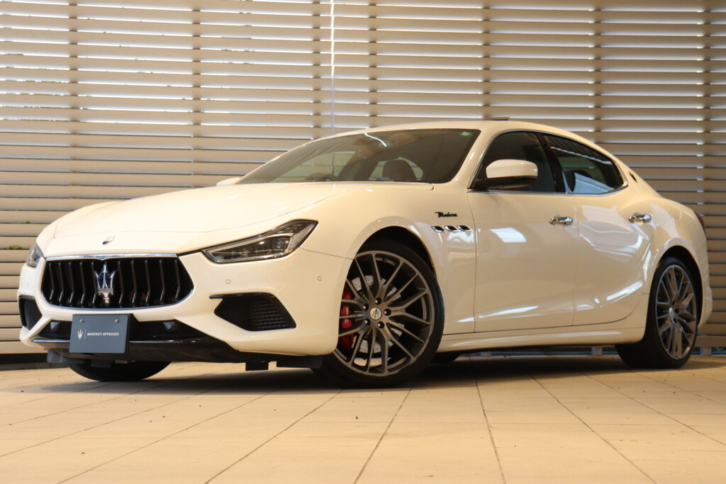Maserati Ghibli Modena 右H　6315
