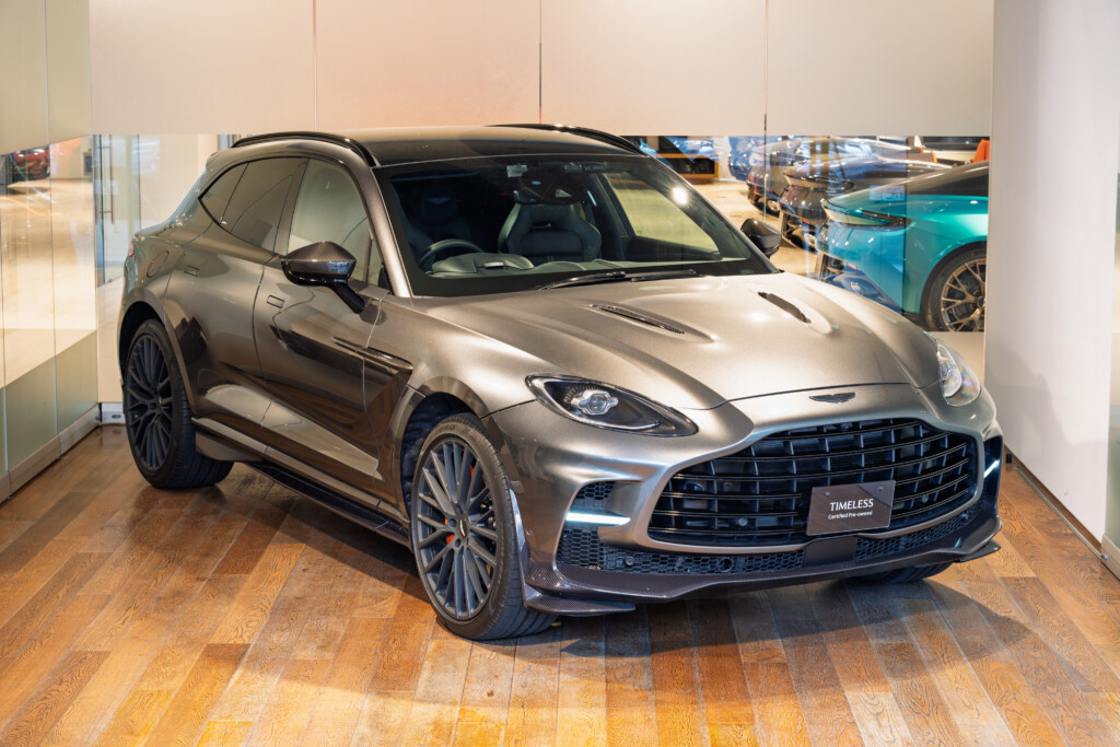 DBX707　マグネティックシルバー　RHD