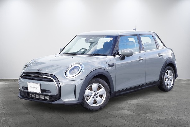 MINI　ワン5ドアDCT　クラシックトリム　クルコン　リアPDC　純正Bカメラ　837