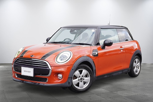 MINI　クーパーD 3ドア　純正ナビ・Bカメラ　前後PDC　287