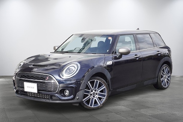 MINI　クラブマン　クーパーSD　ACC　黒革　Harman Kardonスピーカー　パドルシフト　シートヒーター　677