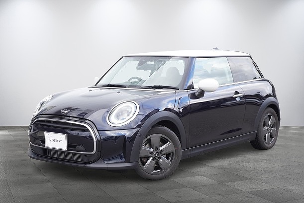 MINI　クーパーD 3ドア プレミアムプラスPKG DCT　ACC　アップルカープレイ　シートヒーター　ハーフレザー　964