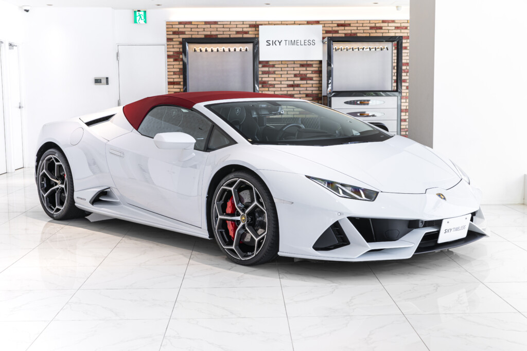 ウラカンEVOスパイダー　2020年式　ビアンコ・イカルス