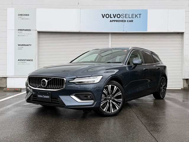 ボルボ　V60 ウルトラB4　（047）