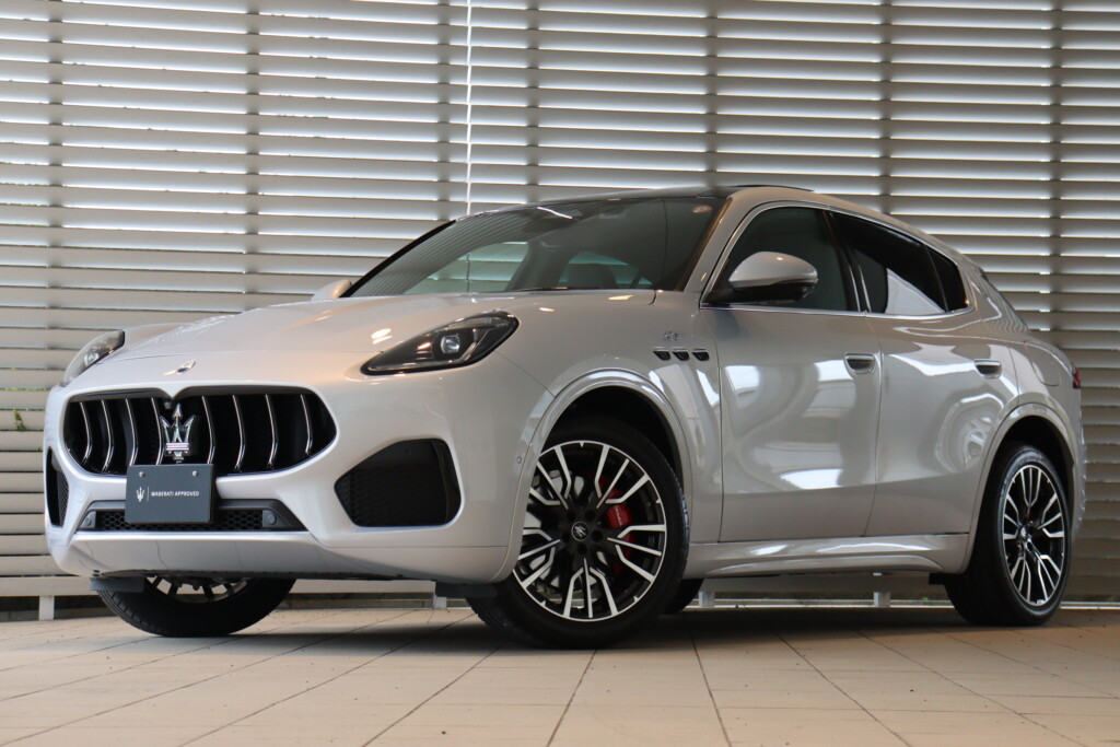 Maserati Grecale GT 右H　7010
