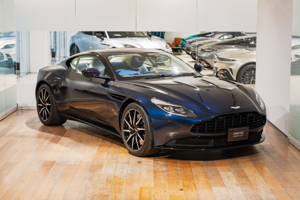 DB11 V12 Coupe ミッドナイトブルー 右H