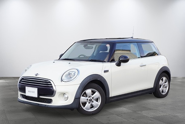 MINI　クーパーD 3ドア　472
