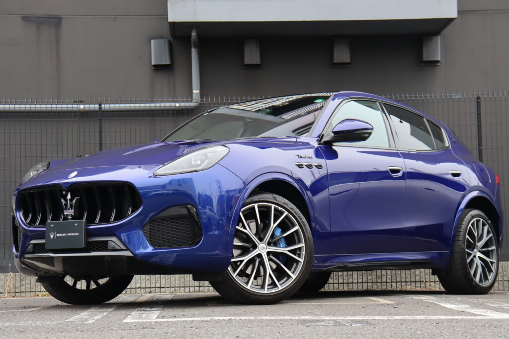 Maserati Grecale Modena 右H　6015
