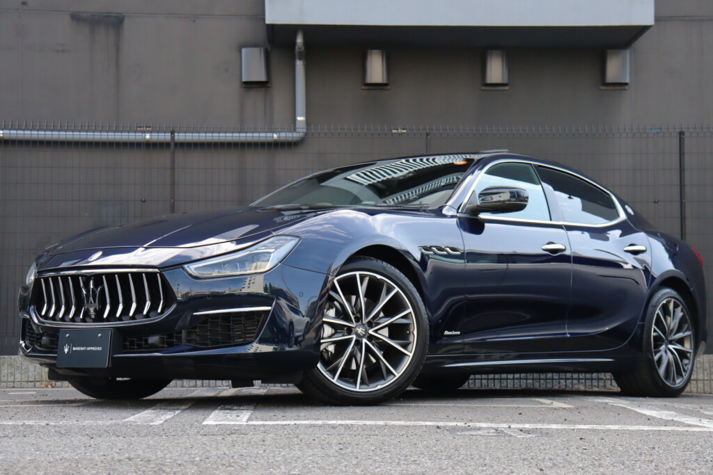 Maserati Ghibli GranLusso 右H　6156