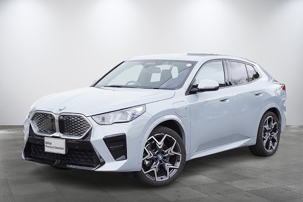 BMW iX2　xドライブ30 Mスポーツ 4WD　002