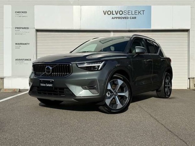 ボルボ　XC40　ウルトラB4 AWD 4WD　（639）