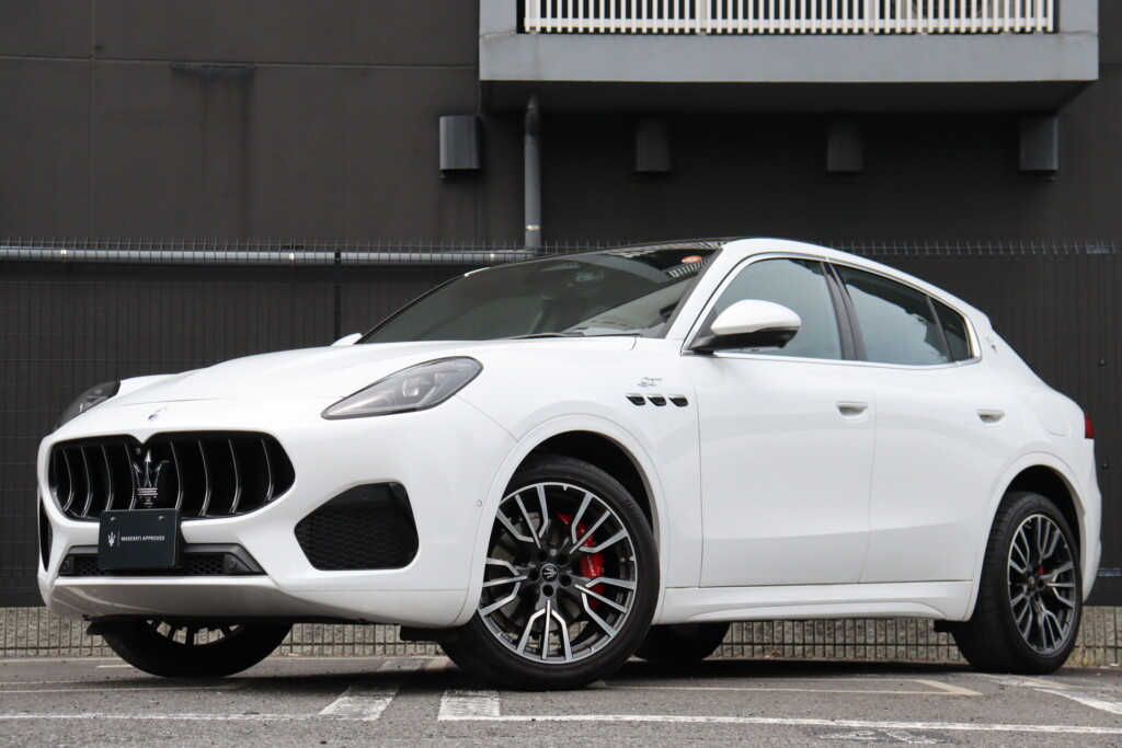 Maserati Grecale GT 右H　6381