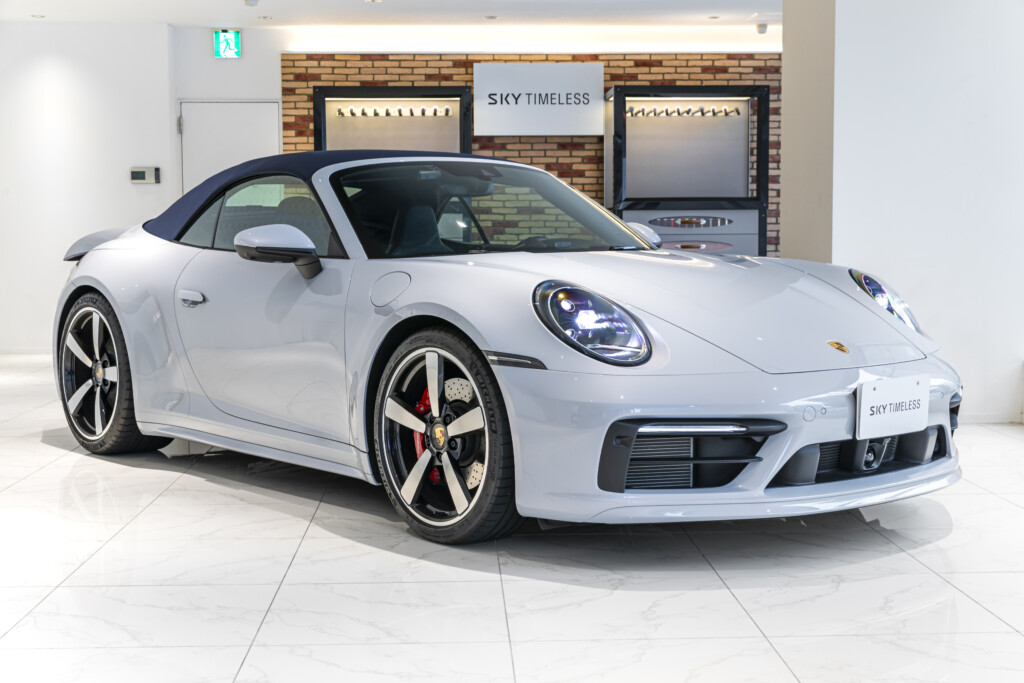 Porsche 911　Carrera S Cabriolet