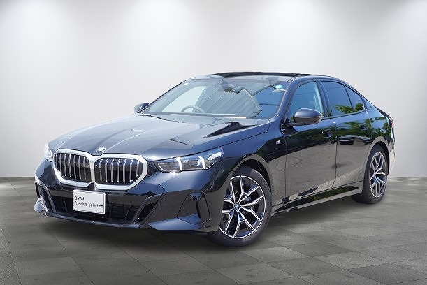 BMW　523d xドライブMスポーツ 4WD　143