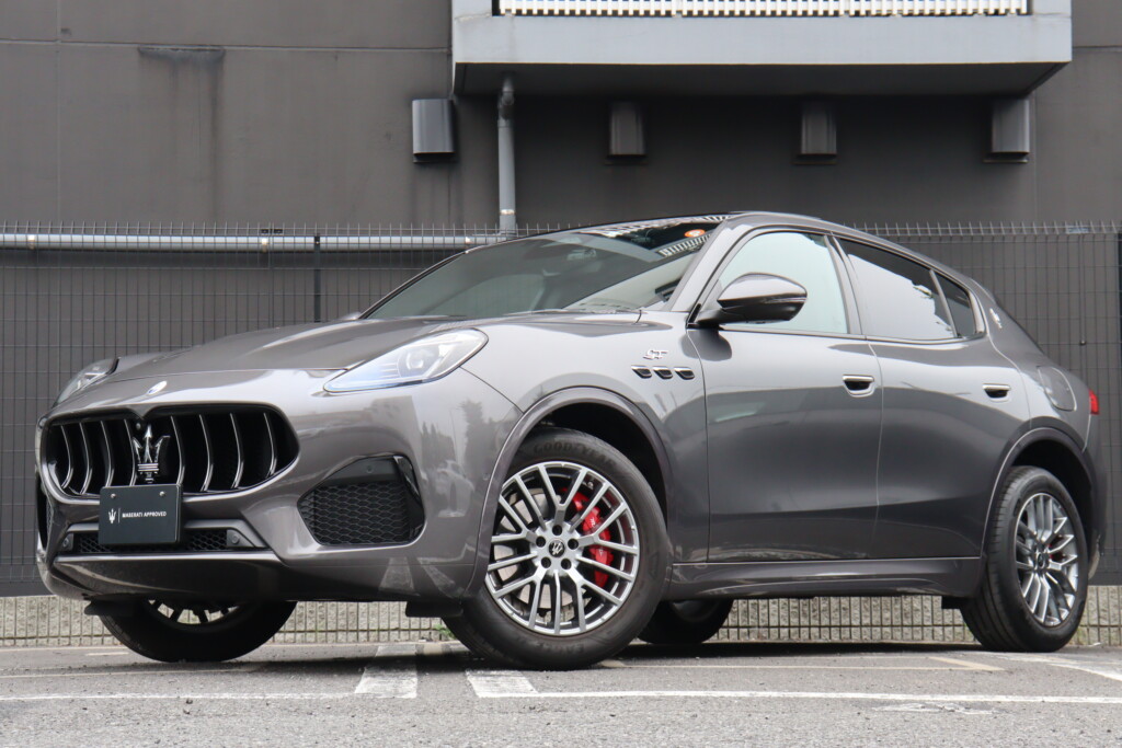 Maserati Grecale GT 右H　4324