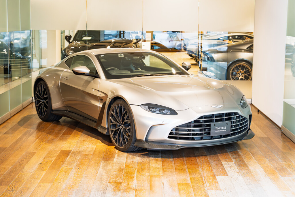 VANTAGE | 輸入車・外車の中古車販売 SKY GROUP / スカイグループ