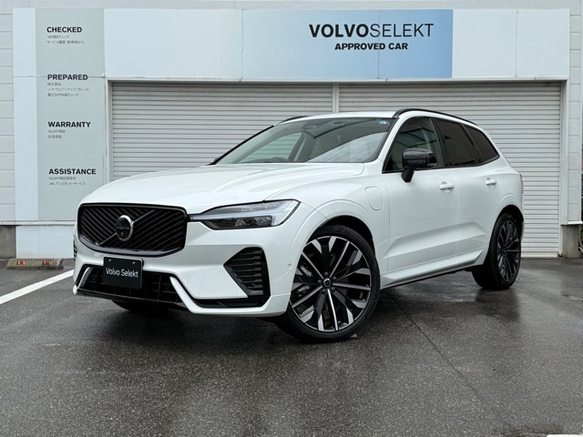 ボルボ　XC60　ウルトラT6AWDプラグイン ハイブリッド 4WD（604）